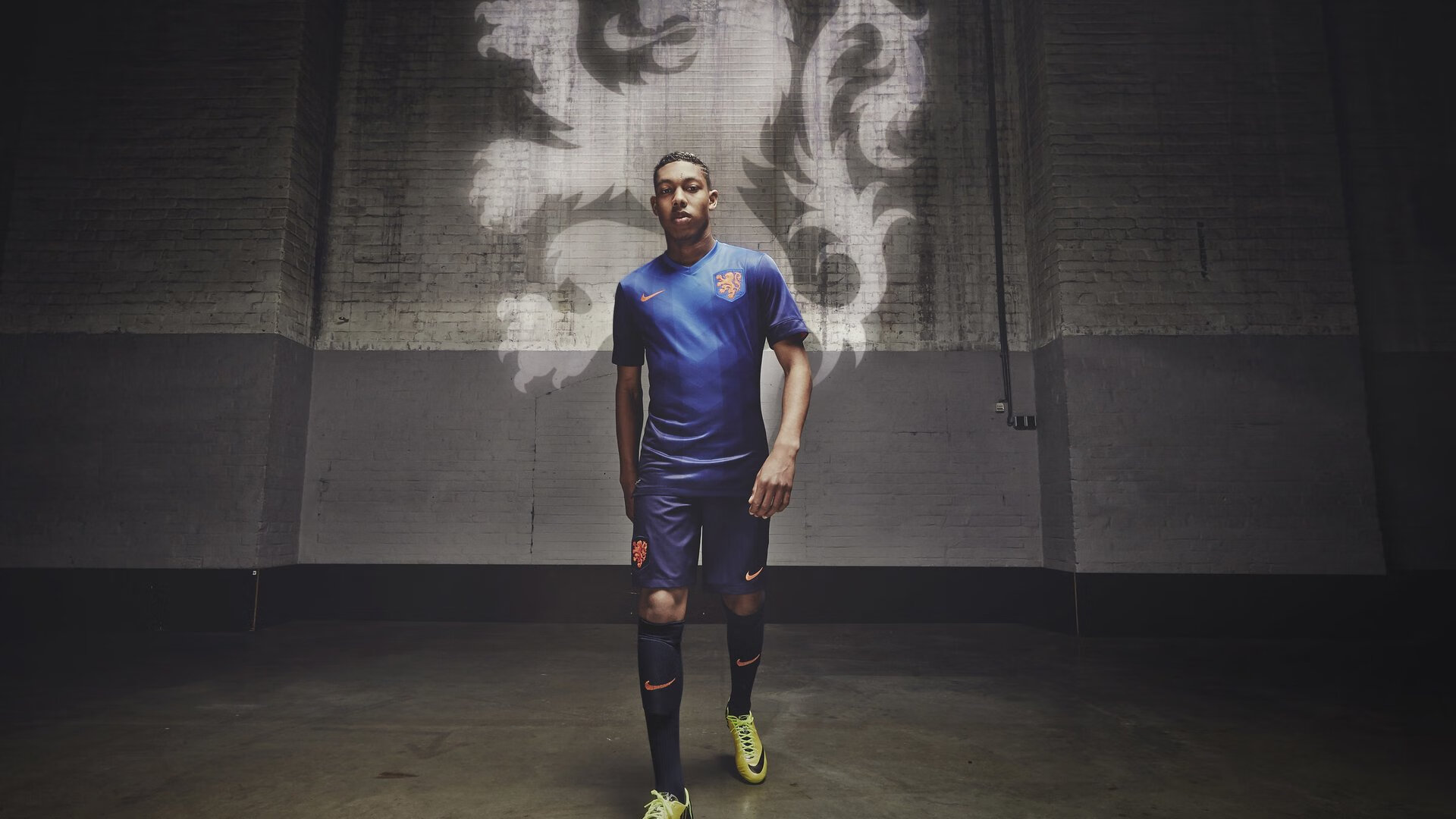 维尼修斯一剑封喉，里昂铁骑冲垮丹麦童话