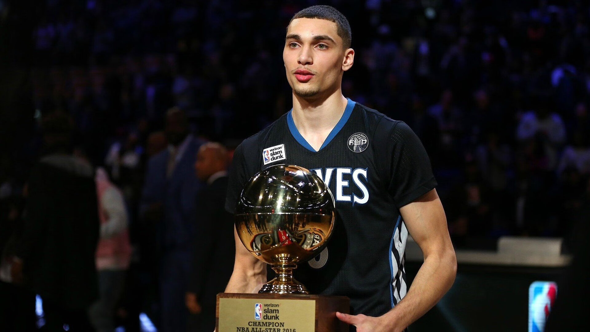 德甲争冠战之夜,劳塔罗刷新纪录,一场改写历史的个人表演